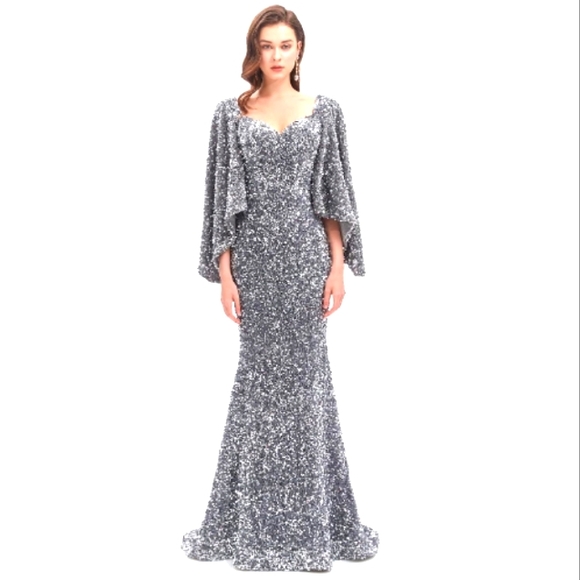 Sequins Evening Dress. - Picture 3 of 7